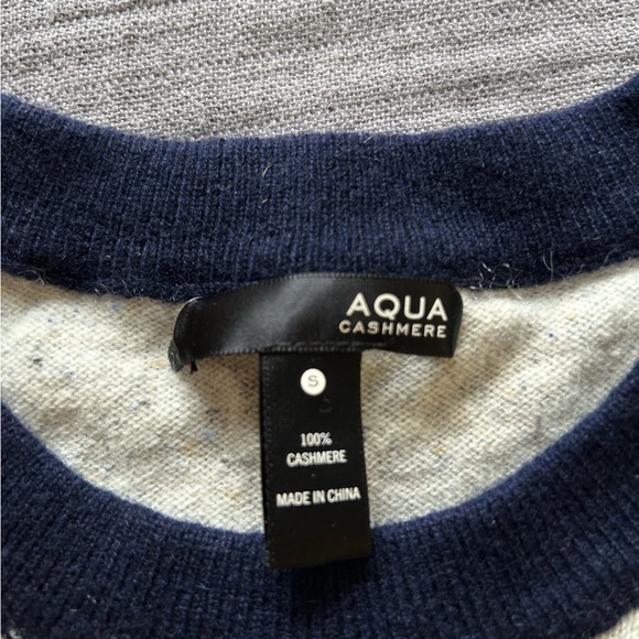 Aqua cashmere color block sweater size small - Picture 5 of 6
